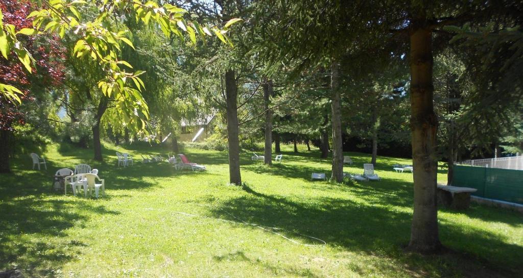 Hotel Les Barnieres Guillestre Εξωτερικό φωτογραφία