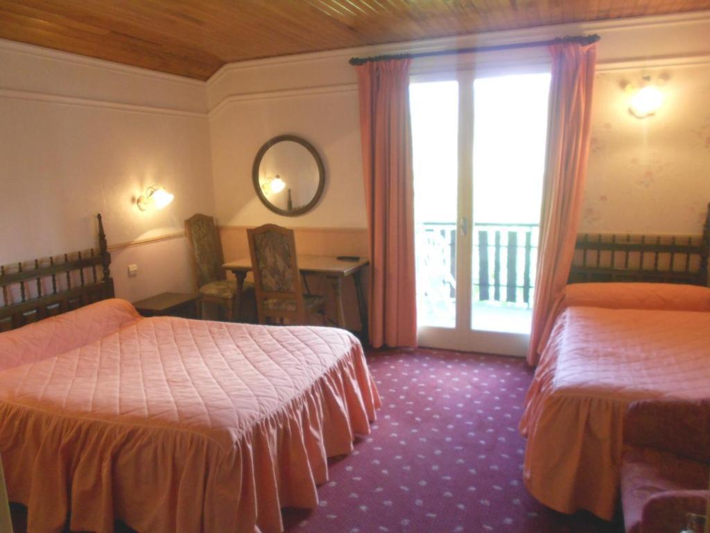 Hotel Les Barnieres Guillestre Δωμάτιο φωτογραφία
